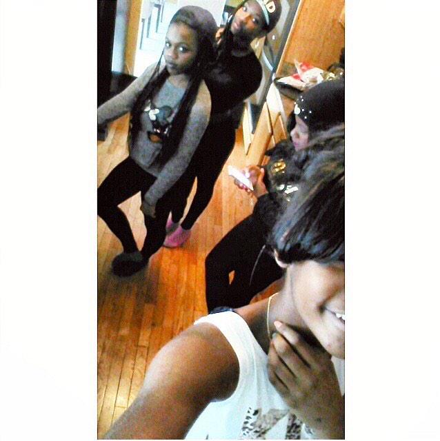 AmbitionReal's tweet photo. Selfie before recording the Only remix😈🙊🎤https://t.co/xhDubxTnDL http://t.co/uqtFnh1mKK
