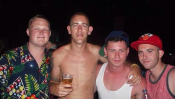 09mikemike's tweet image. 