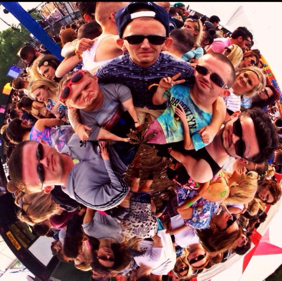 09mikemike's tweet image. 