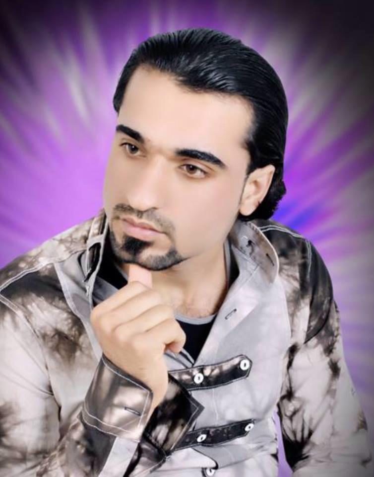 Alanbar_2014's tweet photo. المجرم عطيوي فوزي عطيوي يسكن هيت في الدوارة ويعمل الان في كتيبة الاقتحاميين http://t.co/VD5xGXwK81