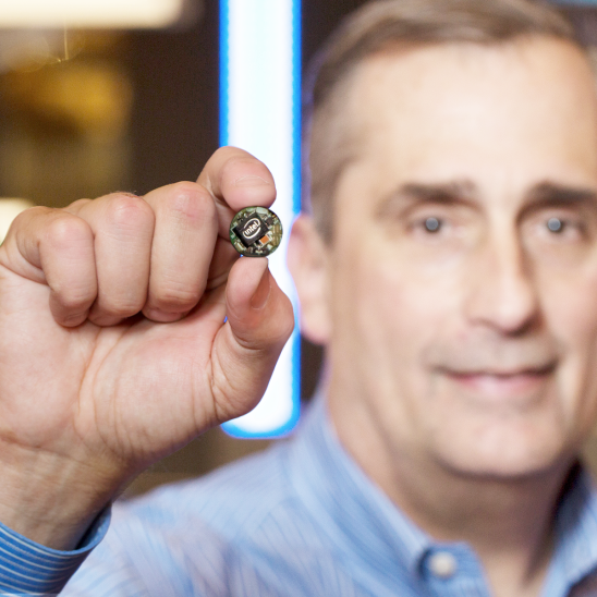 intel's tweet photo. The button-sized “brain” coming to a wearable near you. http://t.co/lVYzbTSMac #CES2015 http://t.co/AU2C1rOYIc