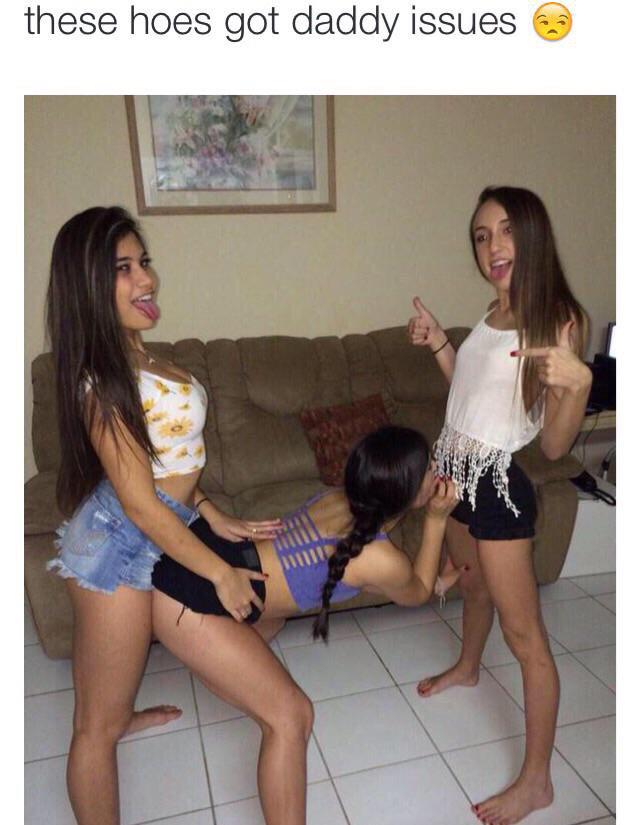 MeninistTweet's tweet photo. Bitches with daddy issues wrote this http://t.co/GMYtTi6bE2
