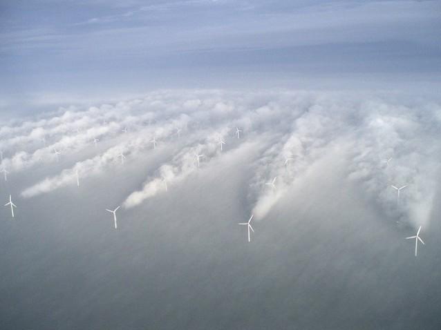 Denmark sets world record for wind power production http://thkpr.gs/3608898   (No other photo information in Tweet)