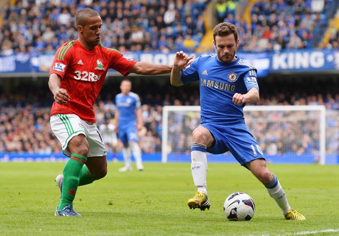 Happy 30th birthday to the one and only Wayne Routledge! Congratulations 