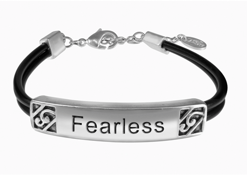 AlexasAngels's tweet photo. Win Your Wings Wednesday #WYWW 

Enter to win 1 I.D Bracelet! Enter Below!
http://t.co/2KM9ykHcmr http://t.co/8cx5Bc4yj8