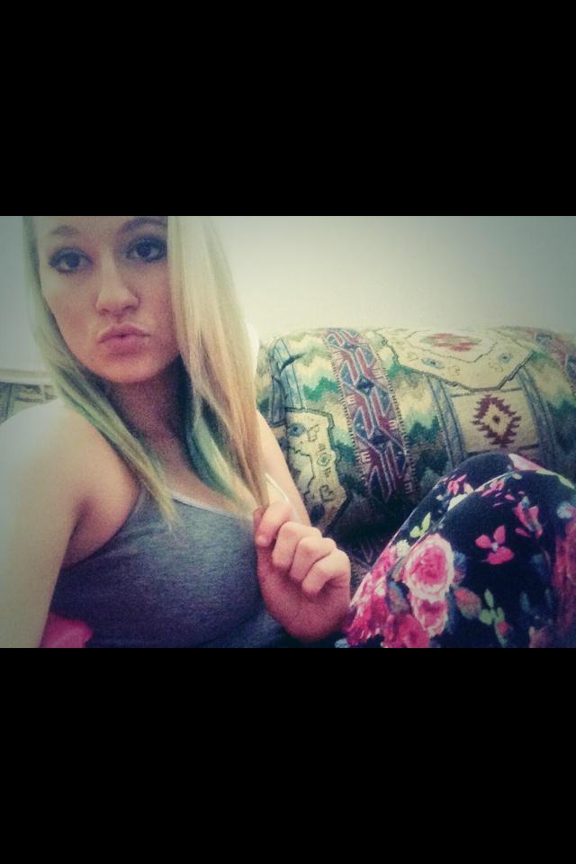 bootynweed's tweet photo. #wcw goes to @_itshannahBITCH π #bootynweed http://t.co/QN4kgbt58A