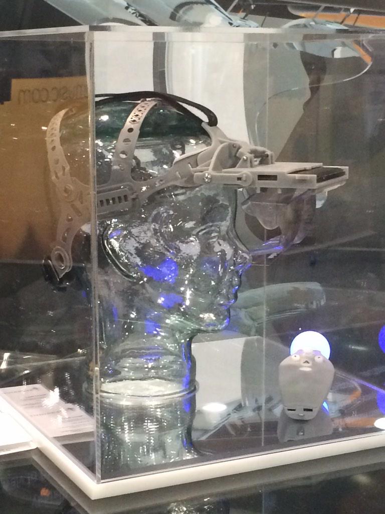 TechTimes_News's tweet photo. Turn your phone into a VR/AR display via #seebright ! Have you tried a similar product? #TechTimesCES http://t.co/eh5q6dlE8d