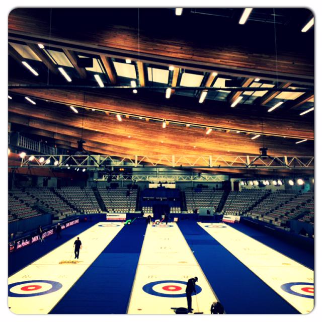 WinSportCanada's tweet image. The calm before the sweeping storm...Tomorrow @CCACurling #ContCup begins! Predications? #TeamCanada #ThePatch
