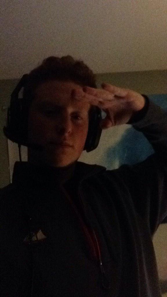 ItsAvidy's tweet photo. Everyone have a great night! Shout out to all of our twitch followers for supporting us tonight! http://t.co/E3oAdDVwYc