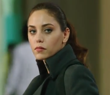karayel_fan's tweet photo. #ÖyküKarayel #Oykukarayel #KaraParaAsk #eskiask http://t.co/YU6z45JkQM
