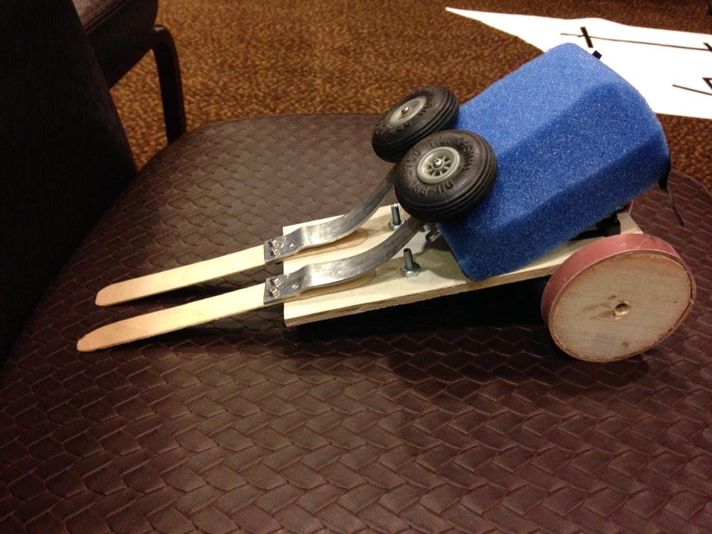 shortdiv's tweet image. Had a blast @nodebots_cm and I&apos;m so pleased with what @myockey and I made! #sparkbot2 #nodebots #codemash2015