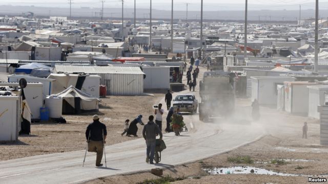 Conflict caused 5.5M to flee home in first half 2014, adding to 51.2M displaced as of 2013: UN trib.al/Ju3F2Qw