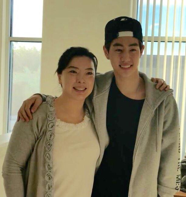 linbea945_'s tweet photo. Mark n I went to visit my ex-coworker.....they watched him grow from the past... http://t.co/rvLRmBxhIx
