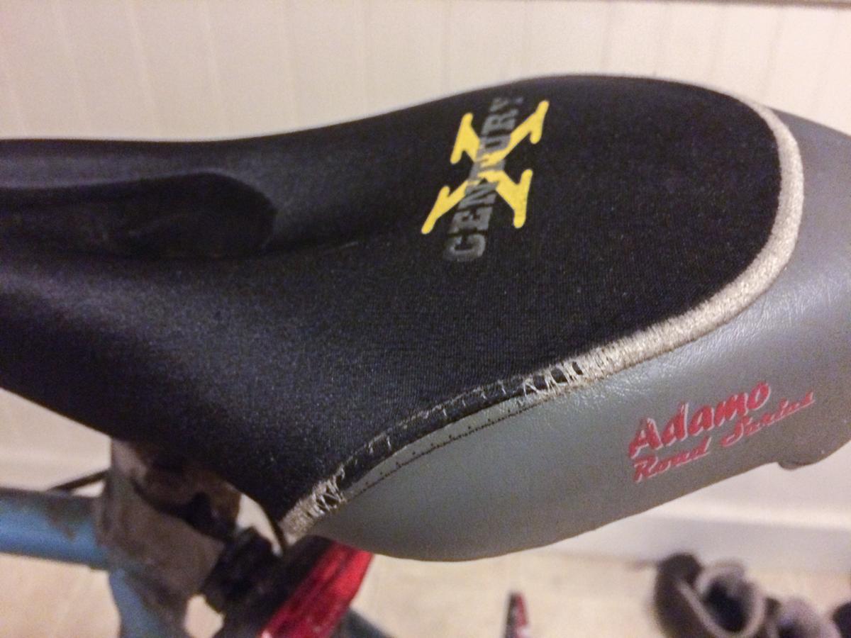 D_o's tweet photo. @ISMsaddles I love this saddle, but the seam is fraying after ~15 months. Is there an easy way to fix? http://t.co/ytjSrv4WFI