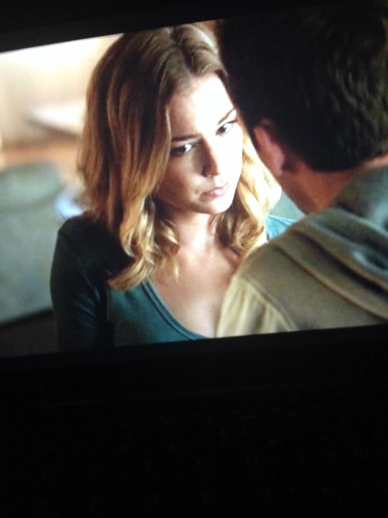 sballprep's tweet image. Currently binge watching revenge😬