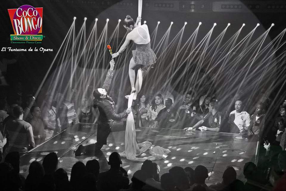 bavaro_digital's tweet photo. Solo por @CocoBongoShow Punta Cana"The Phantom of the Opera" come and enjoy! #itspuntacanatime #downtownpuntacana http://t.co/1WIPnsO0s1