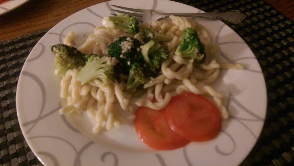 [Image: B6ylBuZIcAAYm0u.jpg:large]