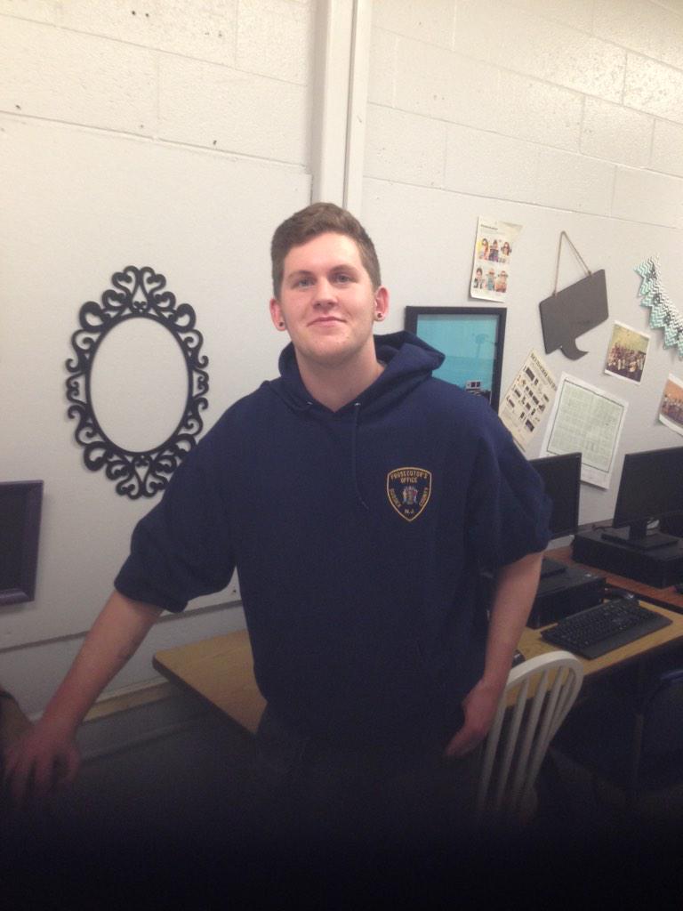 Mattchristmas23's tweet image. @FalkBryce2 help me out man