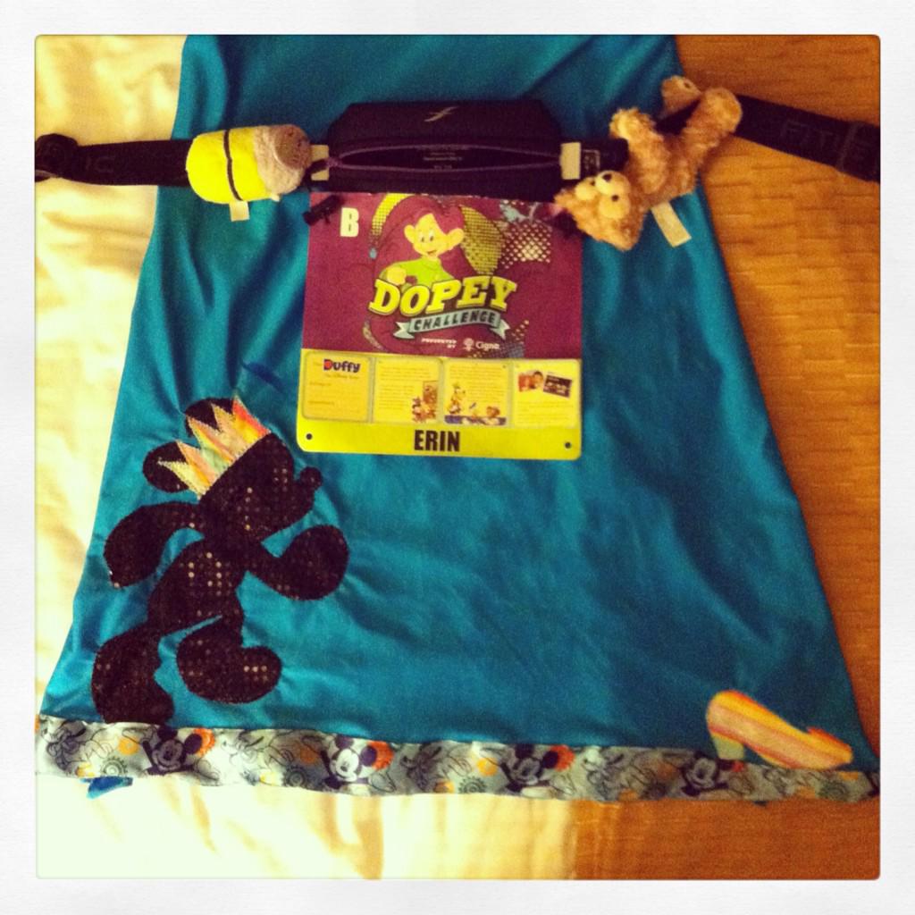 LoveDisneyRun's tweet photo. Working on my #wdw5k costume for tomorrow. Layering will be key! #rundisney #NorthernRunning #DopeyChallenge http://t.co/nfbXAXKBsw