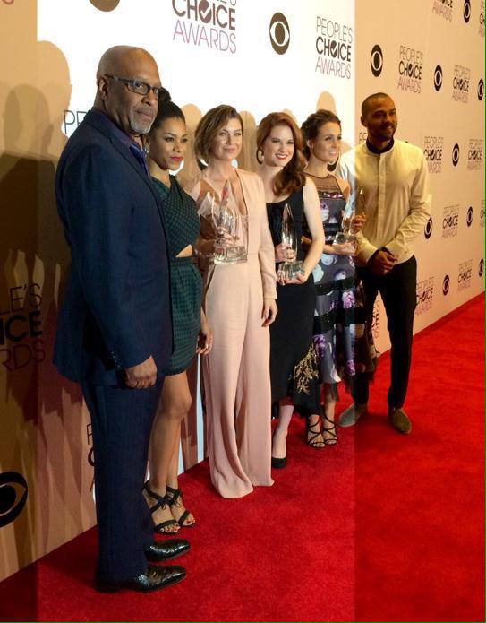 dasnielas's tweet image. o tempo passa