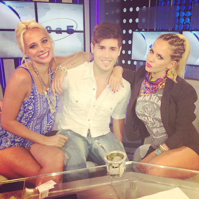 En @de1a5_C5N con @jimenacampisi @Sebastianpoll http://t.co/nw0qgokFGR