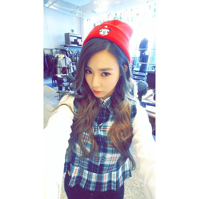 [OTHER][17-09-2014]Tiffany gia nhập mạng xã hội Instagram + Selca mới của cô - Page 2 B6zwMiqIQAArQNf