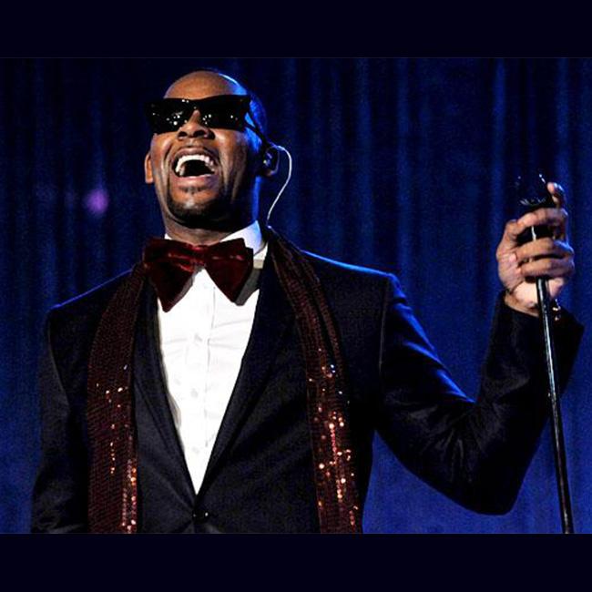 The King of R&B turns 48 today! Happy Birthday R. Kelly.    