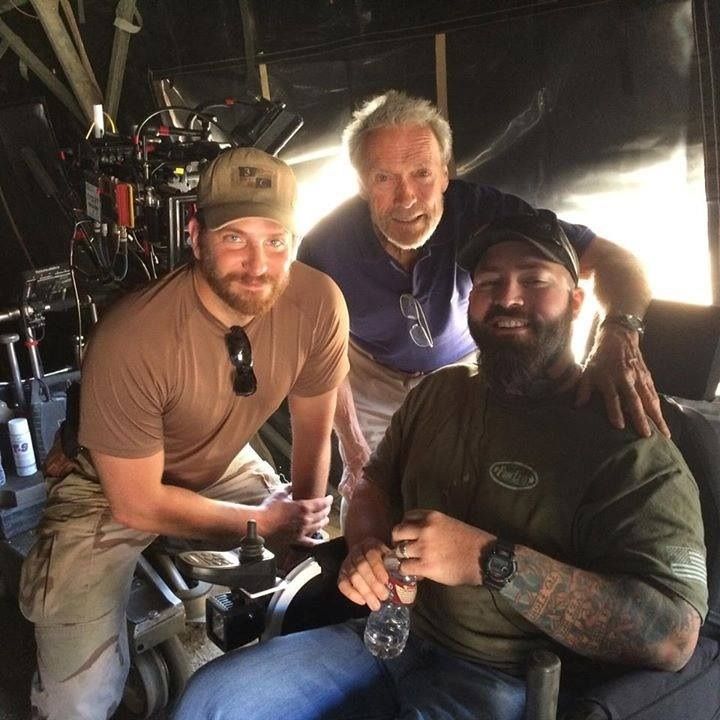 SpotlightCr's tweet photo. #AmericanSniper se convierte en la segunda película más taquillera de Clint Eastwood luego de Gran Torino #OscarNoms http://t.co/7aEXDVbZpi