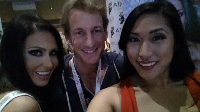 Signing at @ATMLA with @ryanmclane and @jessicajaymes http://t.co/ch8tlJyYw6<a class="tags" target="_blank" title="On Twitter" href="/?out=eyJ0eXAiOiJKV1QiLCJhbGciOiJIUzUxMiJ9.eyJpYXQiOjE3MjE4ODIyODUsImlzcyI6InR3cG9ybnN0YXJzLmNvbSIsIm5iZiI6MTcyMTg4MjI4NSwiZXhwIjoxNzUzNDE4Mjg1LCJyZWRpcmVjdF91cmwiOiJodHRwczovL3R3aXR0ZXIuY29tL0FUTUxBIn0.eOPGWXJb6UY14OFV9cHS6J82xzEjoOGzVeX7eEdRVkYL9pNo10CQZkWjjSQBDd98Wpefb5pZJ0pM3Ko0ldP9PA">@ATMLA</a><a class="tags" href="/tag/ryanmclane">@ryanmclane</a><a class="tags" href="/tag/jessicajaymes">@jessicajaymes</a><a href="/tag/tbt"class="tags"><span>#tbt</span></a>
