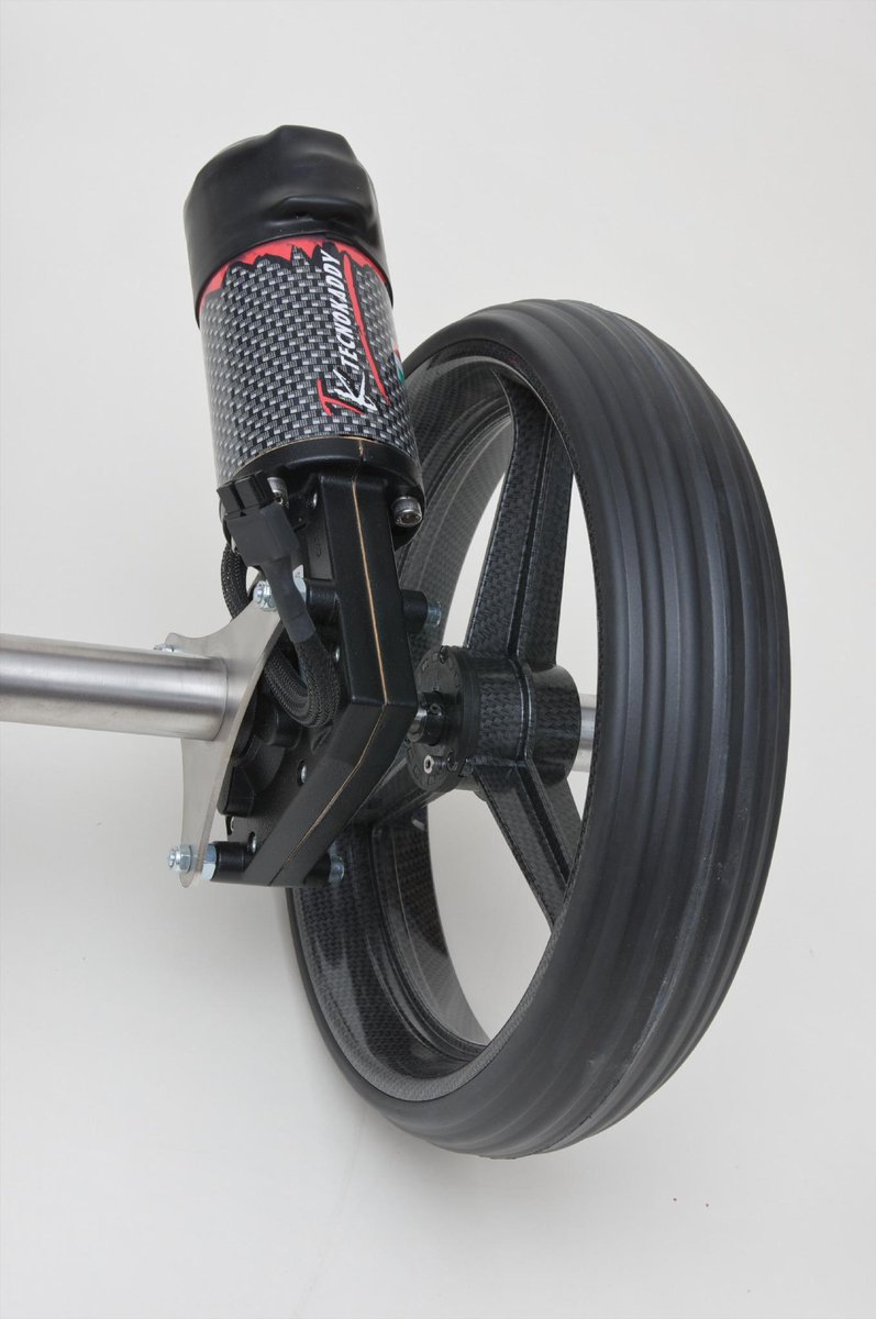 tecnokaddygolf's tweet photo. TKPRO il carrello elettrico  #golf dei professionisti...@tecnokaddygolf "Hand Made". http://t.co/foy9N4Sl3i