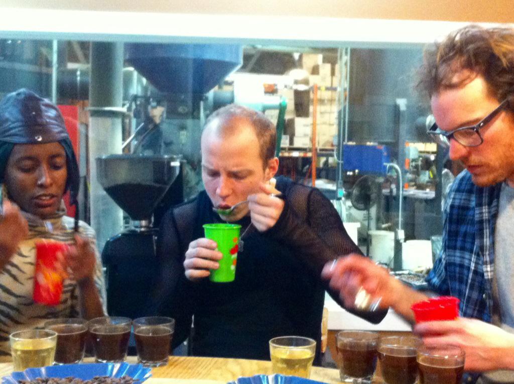 DollopCoffeeCo's tweet photo. Field trip to headquarters for cupping and philosophizing. @MetropolisRoast
#coffeechangeslives http://t.co/nQoV68gioG