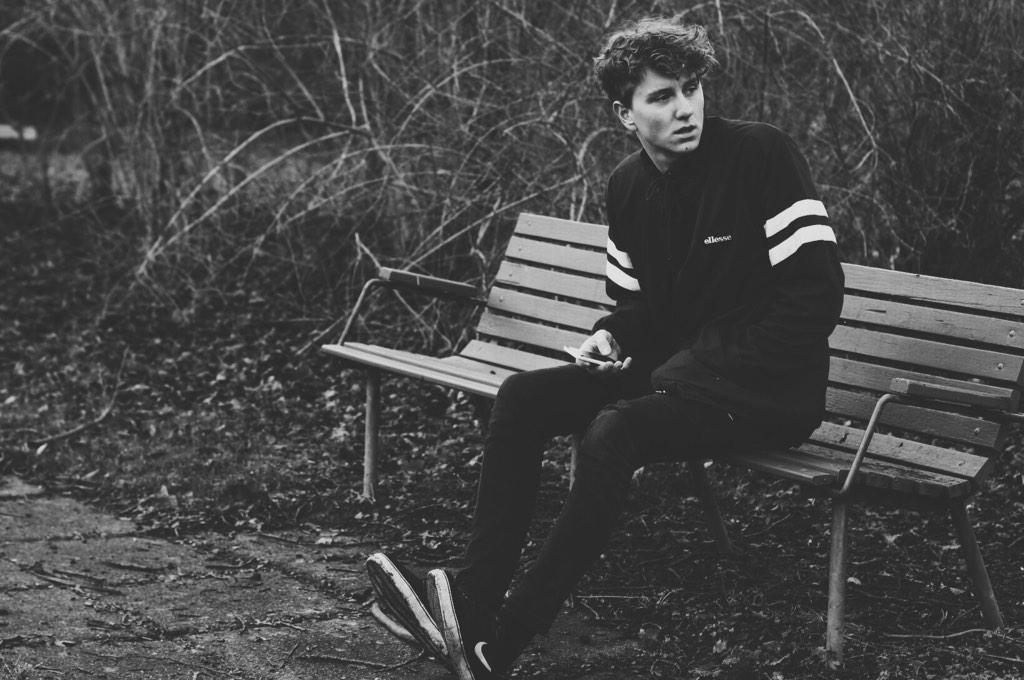 saladmhh's tweet image. Rt for a morning/afternoon dm &amp;amp; follow🍂