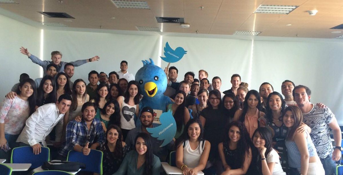 Our new international students meet the <a href="/UninorteCO/">Universidad del Norte</a> Marketing team #soyuninorte #InduccionUninorte