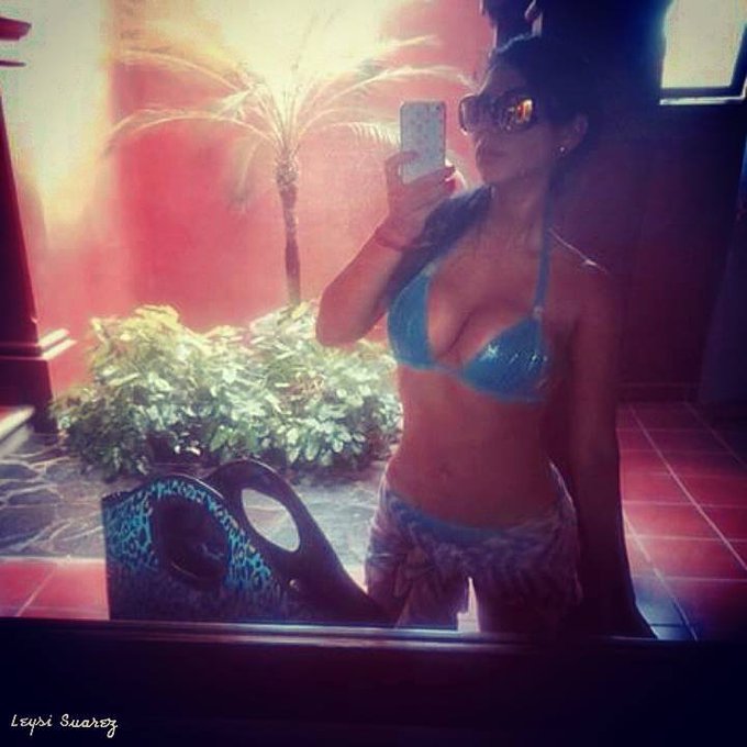 Mientras que t&uacute; asombras, yo impacto http://t.co/lqHNAhkbBa<a href="/tag/leysifotos"class="tags"><span>#leysifotos</span></a>