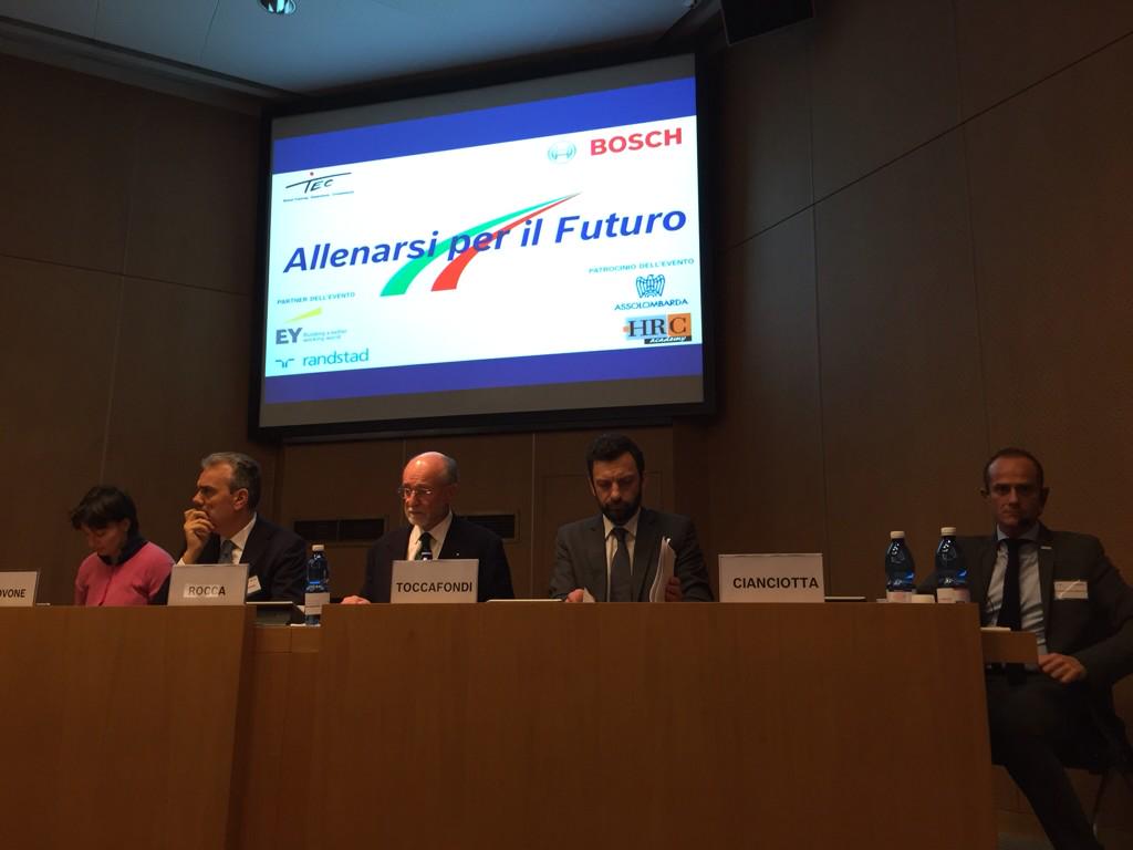 GToccafondi's tweet photo. A #Milano conv. 'Allenarsi per Futuro' @BoschGlobal alternanza scuola lavoro la strada per far ripartire il paese http://t.co/PgTPD6eh3W