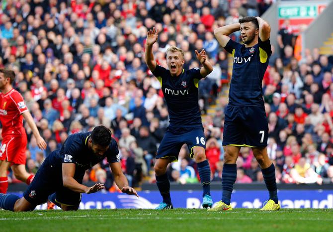 Happy 28th birthday to the one and only Shane Long! Congratulations 