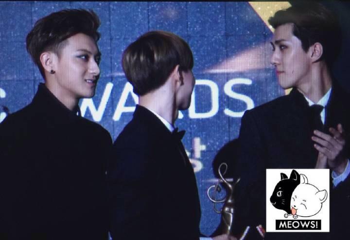 Meows2Meows's tweet photo. 150122 서울가요대상 #TAOHUN  #AB韬BABY勋 4P preview http://t.co/CSrds7s3nu