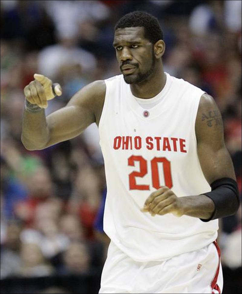 Happy Birthday to Buckeye Greg Oden. 