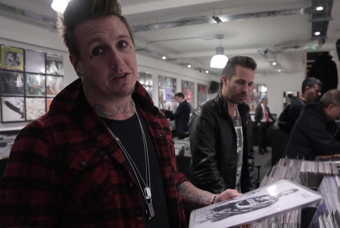MetalHammer's tweet photo. Watch @paparoach talk about their love of vinyl and musical influences in our latest video: http://t.co/AR0egm6spQ http://t.co/vjYSDP8WrU