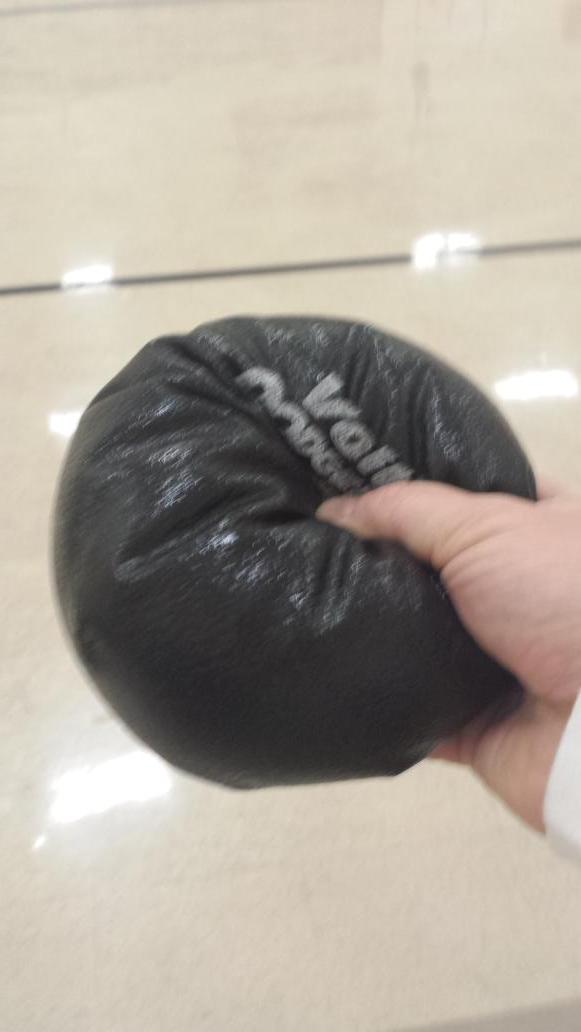genglerc12's tweet photo. The dodgeballs the Patriots and Coach Belicheat called me for. #DeflatedBalls #EasyToCatch http://t.co/Jzhxw9cbm8