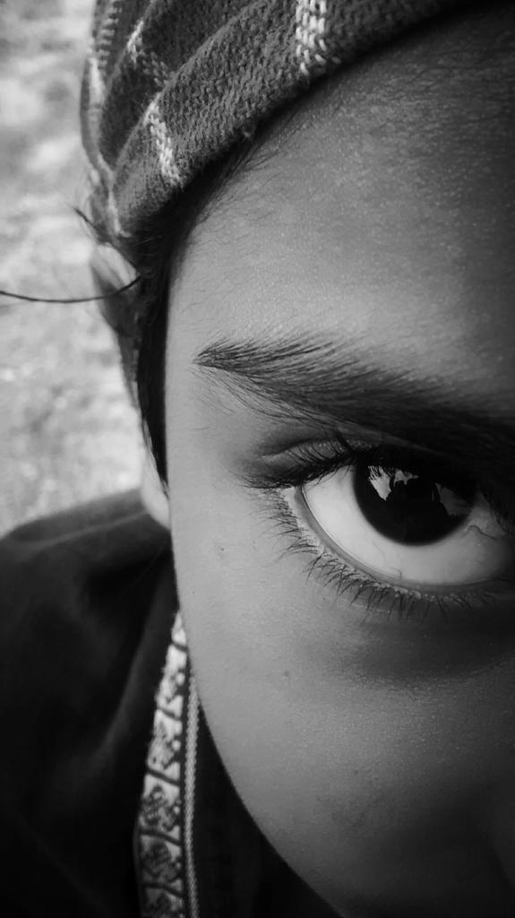 mskrsna's tweet photo. A picture is worth a thousand words. 
#Photography #LoveIt http://t.co/lNLNnFRzBm