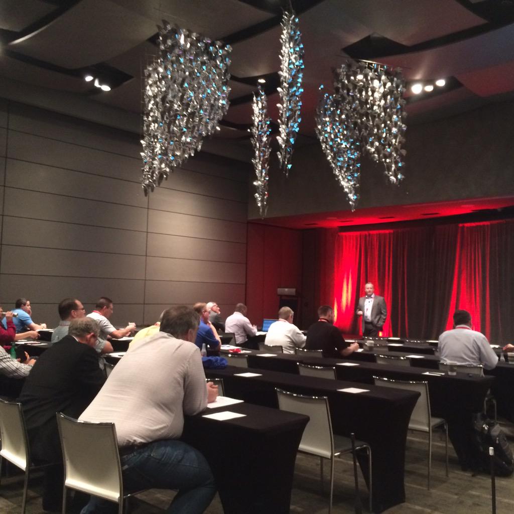 Leadership expert Glenn Kasprzyk of Life Line Ambulance presents his proven strategies for motivation #RedlineSummit