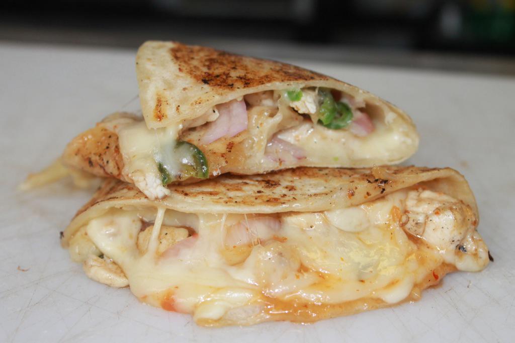 DillaLibre's tweet photo. Only 30 more minutes. Slinging Dillas at 2929 N Central in downtown Phoenix. #thaidup http://t.co/rP2rvpIxj3