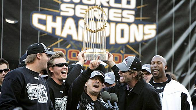  . happy birthday, Steve Perry! 

HE\S A CUBS FAN