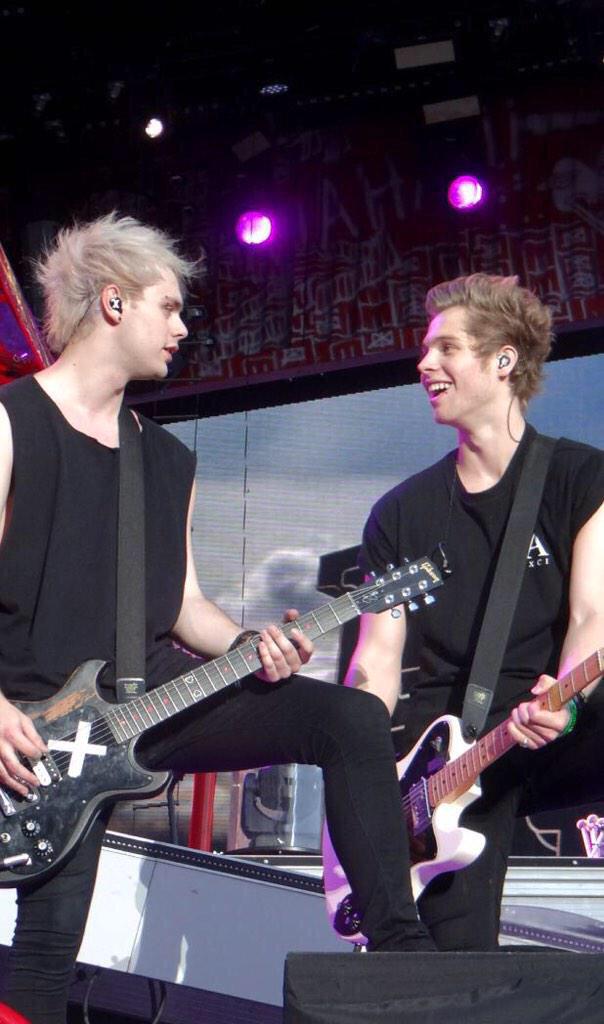 bestmukepics (@bestmukepics) on Twitter photo 
