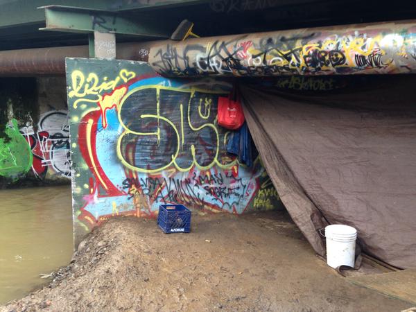 Oregonian's tweet photo. Portland's homeless crisis: Help us tell the story with #WhereISleptPDX  http://t.co/7x91fjCij9 http://t.co/GOwd1vVBAK