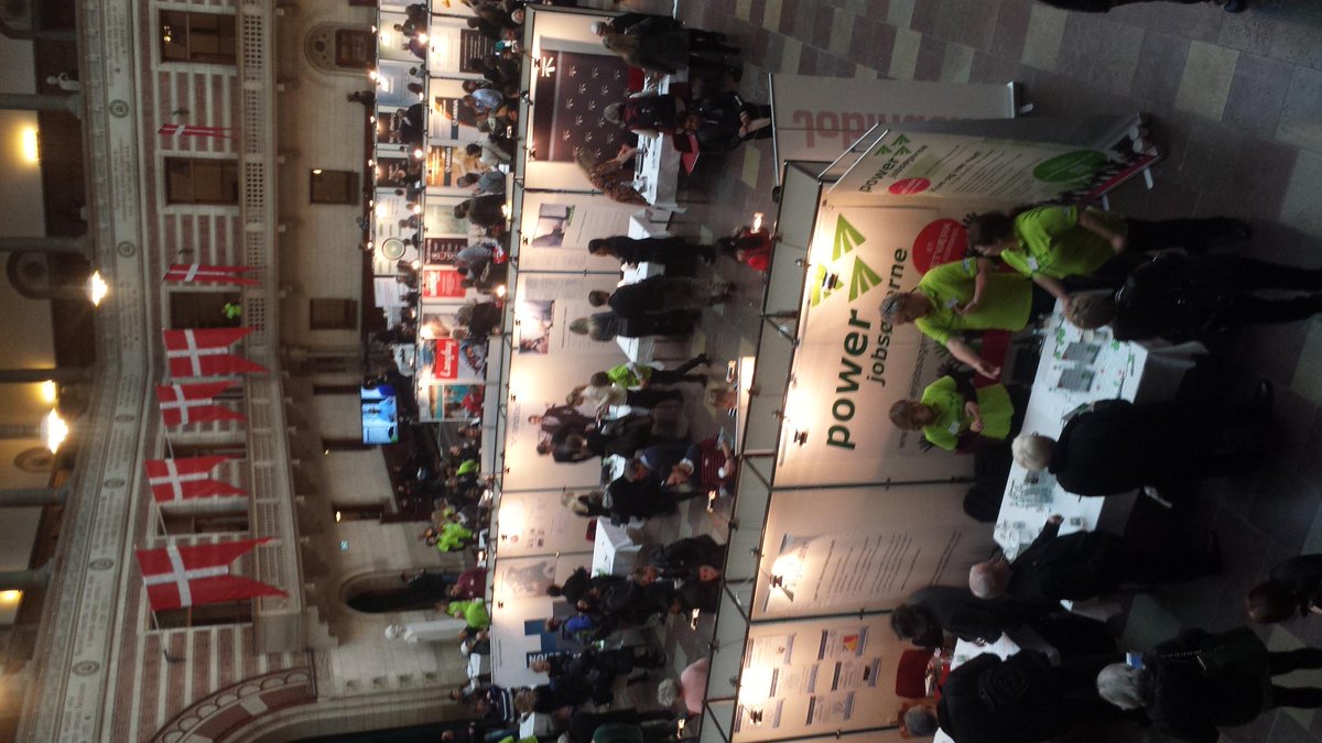 WellnessLife1's tweet image. #Powerjobsøgerne på #Jobmessen på Kbh&apos;s Rådhus med #Jobindex for 1400 #jobsøgere #PiaNyholmRasmussen