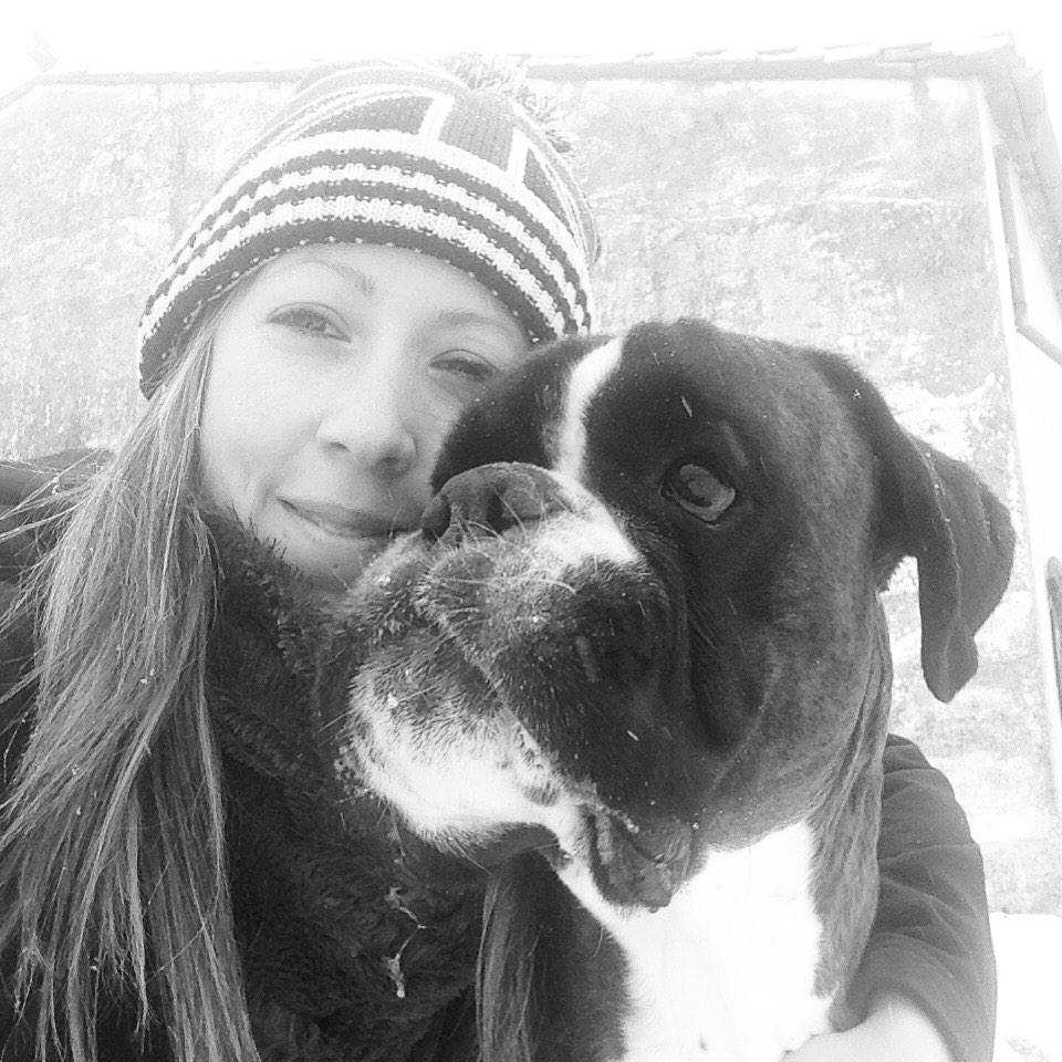 uchilopez's tweet photo. Día de nieve con mi pequeño http://t.co/KhMUTdjwcJ