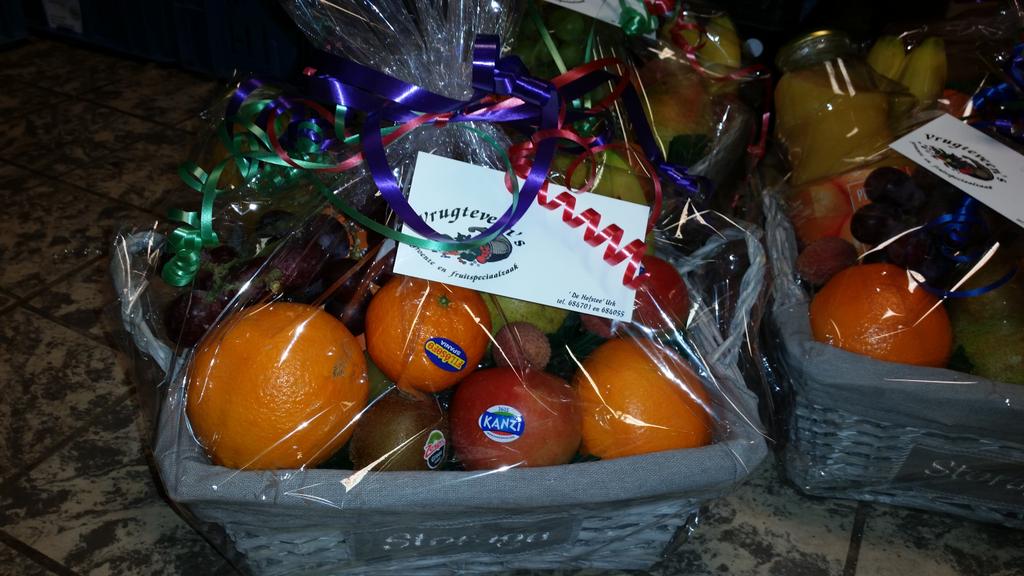 AgfVrugteveen's tweet photo. Voor de mooiste fruitmanden gaat u naar vrugteveen natuurlijk... http://t.co/VpmAvhTDak