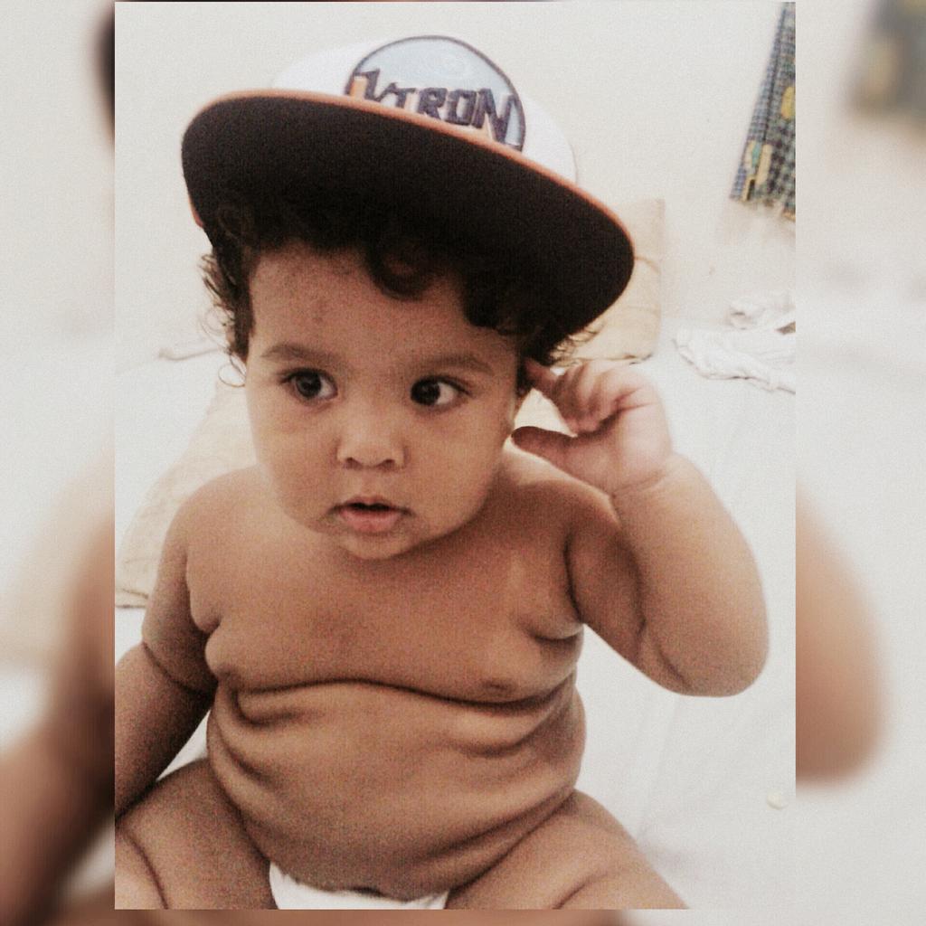 Steffanylianza's tweet photo. Meu lindo http://t.co/2RfK2cHRfs